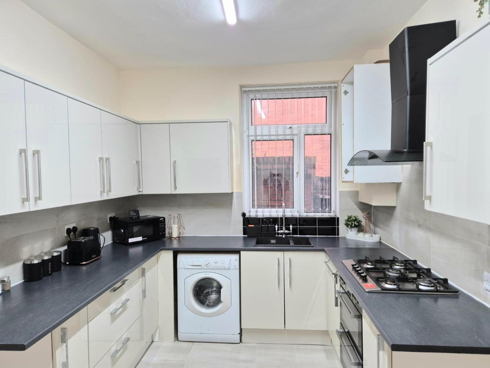 Rooms In Manchester 6 Minutes Drive To Victoria Station Exteriér fotografie